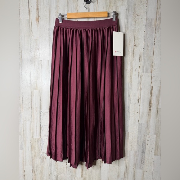 lululemon athletica Dresses & Skirts - lululemon athletica Plum A-Line Skirt